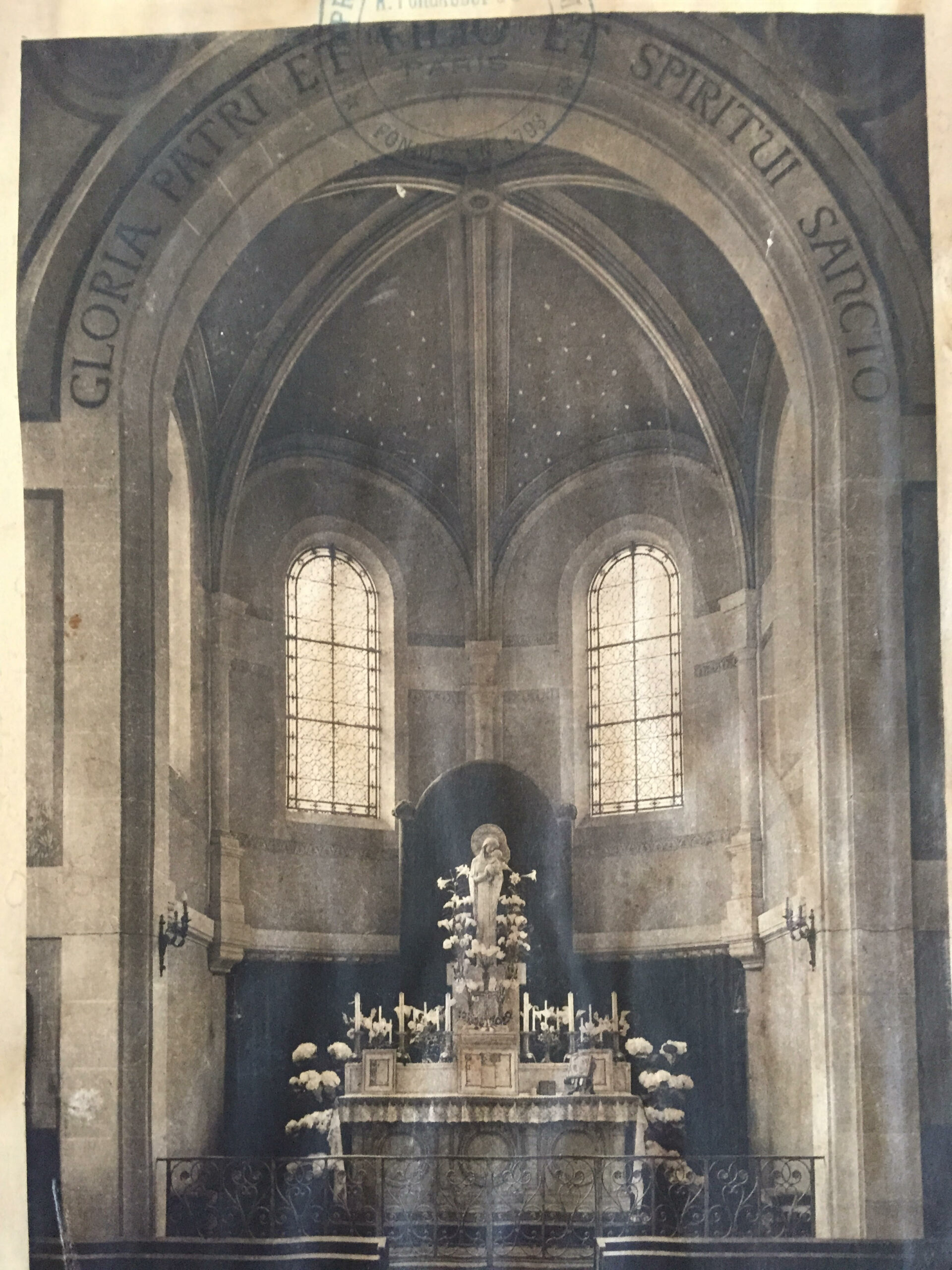 Sanctuaire de la chapelle du lycée Janson de Sailly (1930 ?)